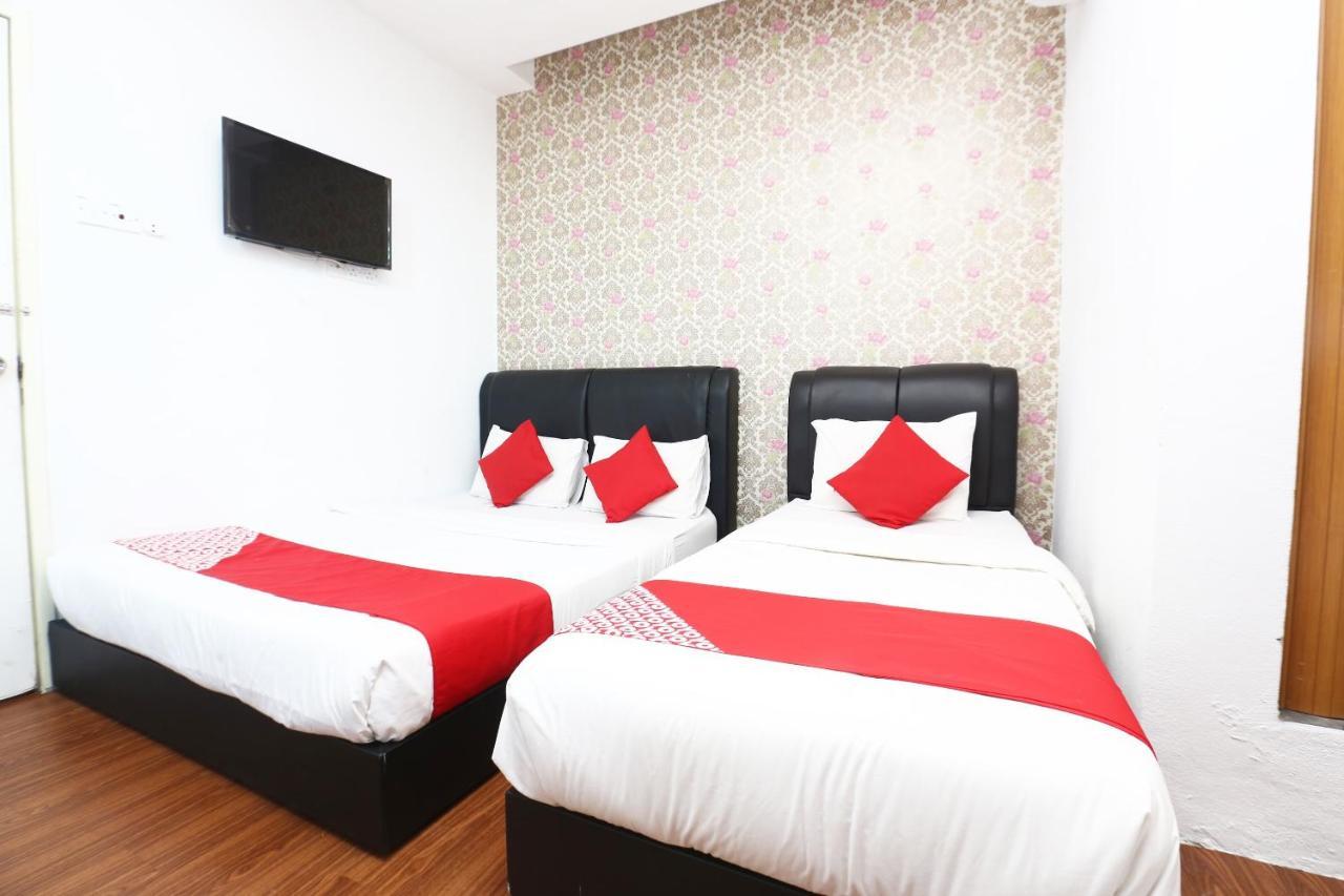 Oyo 717 Mr J Hotel Wakaf Che Yeh 2 Exterior photo